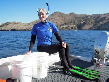 Julia Notar Snorkeling Catalina